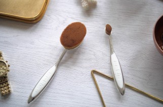 Oval Brush, szczotki do makijażu – innowacja i wygoda?