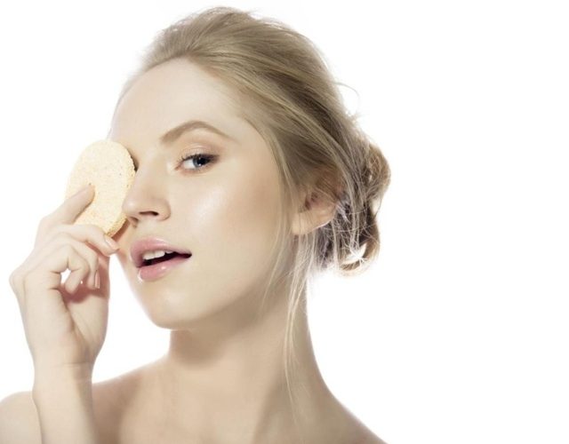 Oczyszczanie twarzy – krok po kroku do świetlistej, zdrowej skóry