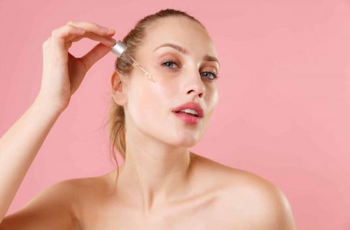 Ranking serum do twarzy na naczynka – 5 najlepszych produktów